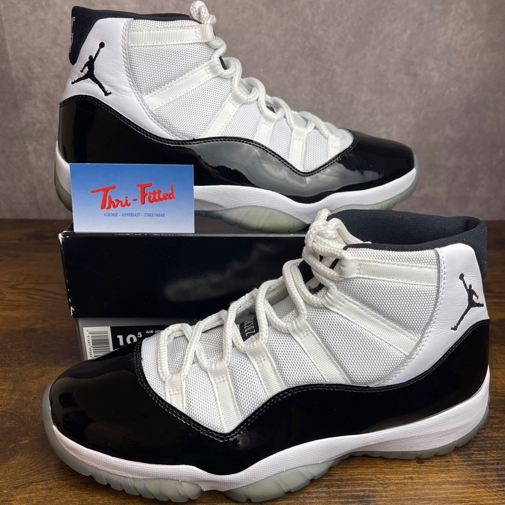 Jordan 11 Retro High Concord 2018 Size 10.5 378037-100 Black White Patent OG Men
